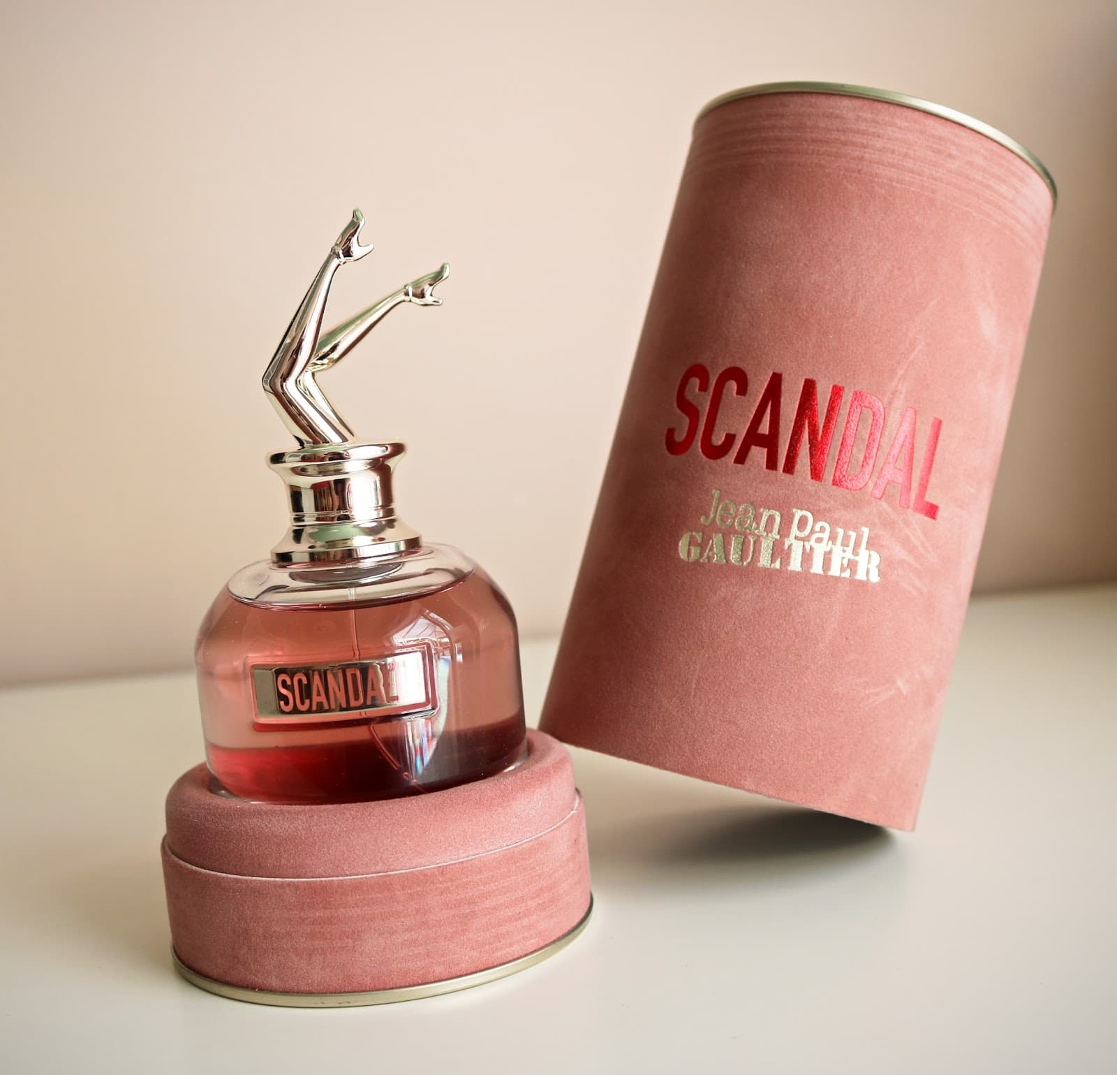 عطر ژان پل گوتیه اسکندل زنانه Jean Paul Gaultier Scandal