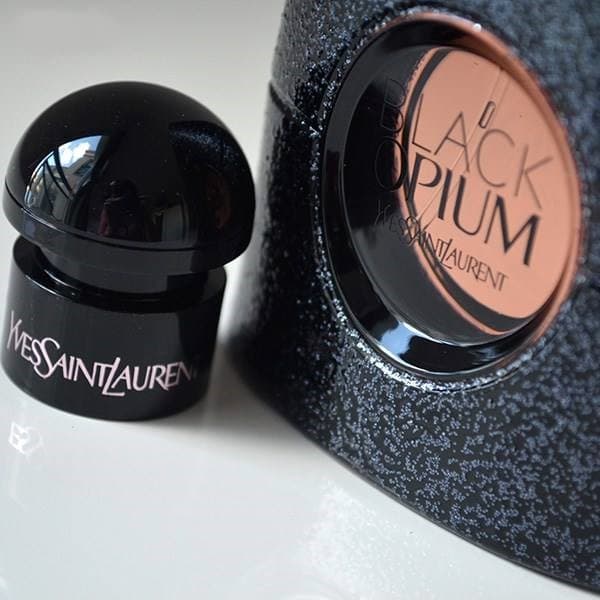 عطر ایو سن لورن بلک اوپیوم Yves Saint Laurent Black Opium